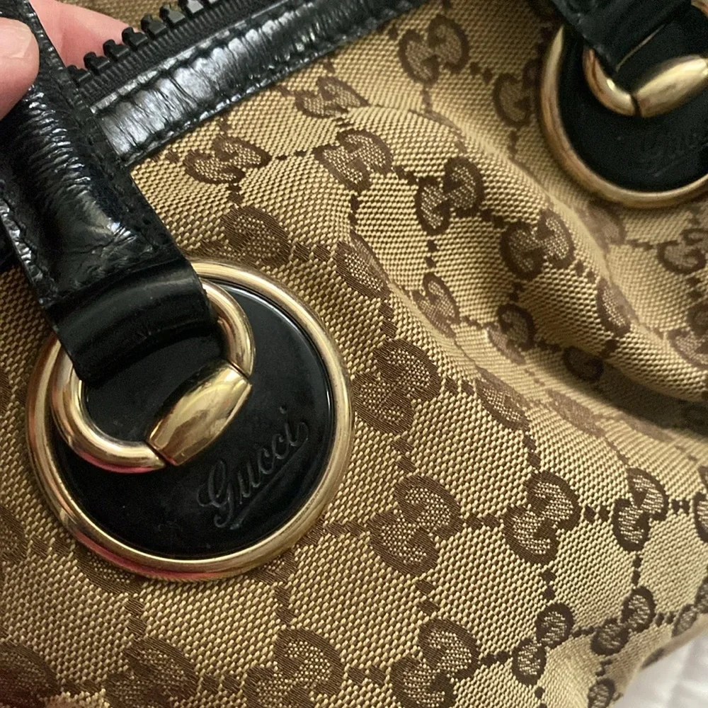 Gucci Tan and Black Satchel - Picture 6 of 8